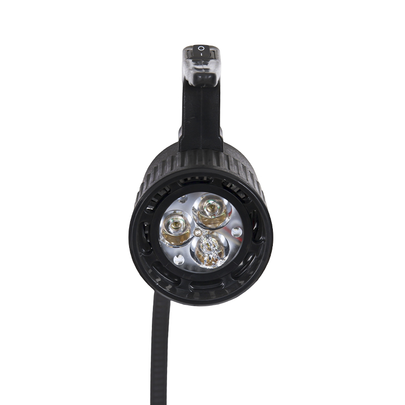 9W Clip-De Table Duci Gooseneck Examen Lampdis 9W Clip-De Table Duci Gooseneck Examen Lampdis